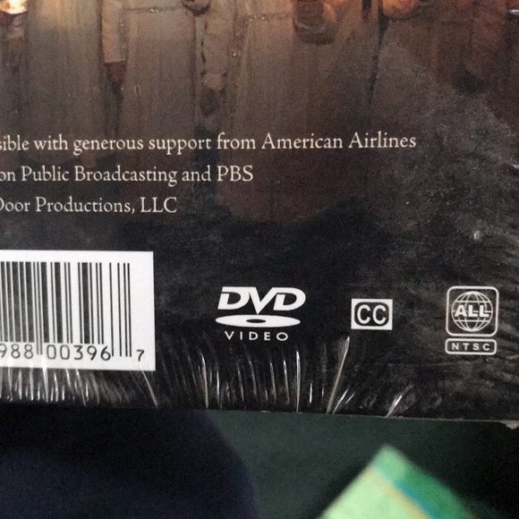 Rick Steves European Christmas on DVD and book brand new - Picture 16 of 16